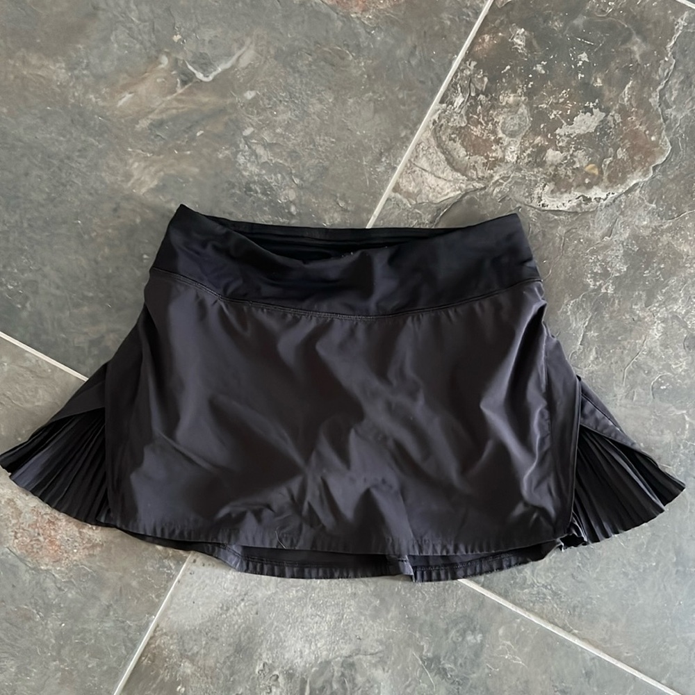 Lululemon black tennis skirt